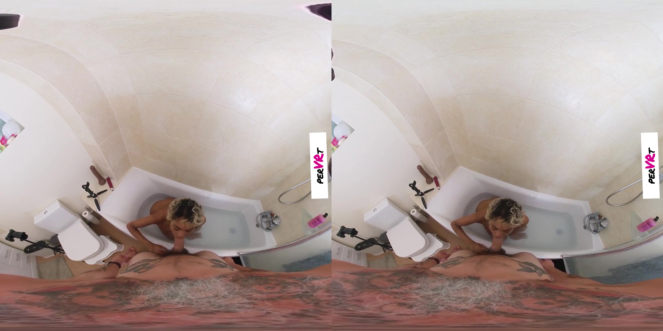 Blowjob And Doggy In The Tub
