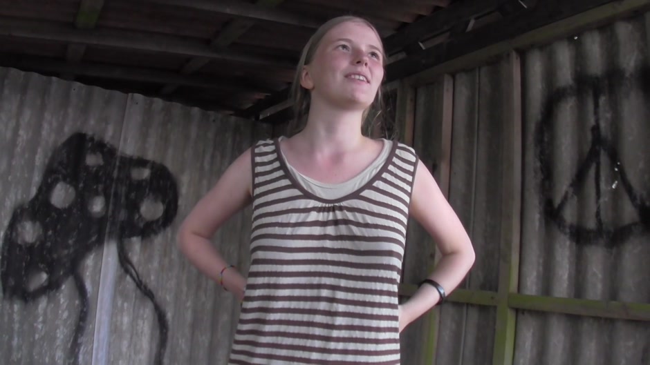 Evelina in guy fucks a chick with great amateur tits