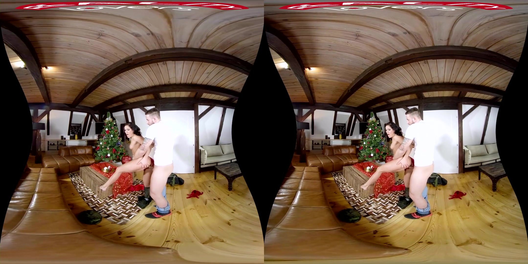 Lexi Dona in Cumming Home for Xmas - - RealityLovers