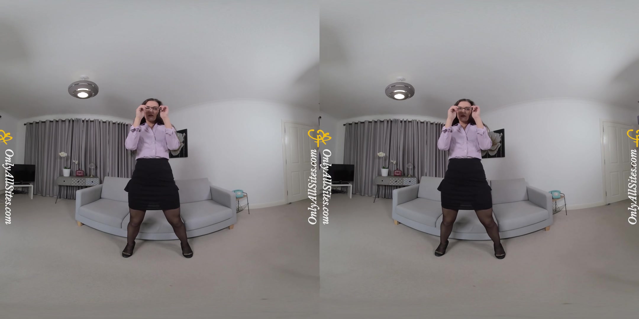 Louise B - Fantastic Brunette - OnlyTease