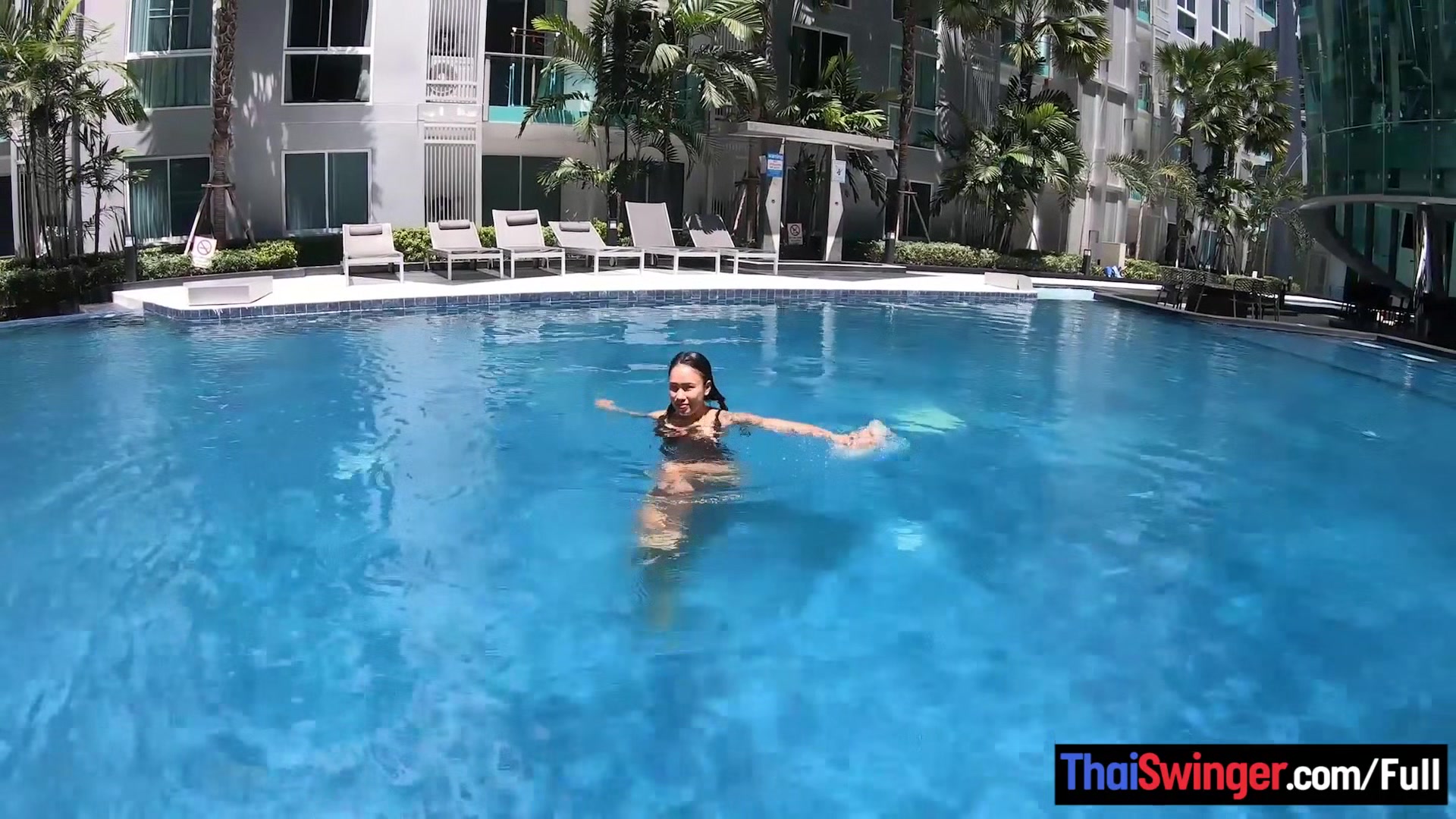Big ass amateur Thai girlfriend horny hotel blowjob and doggy fucking