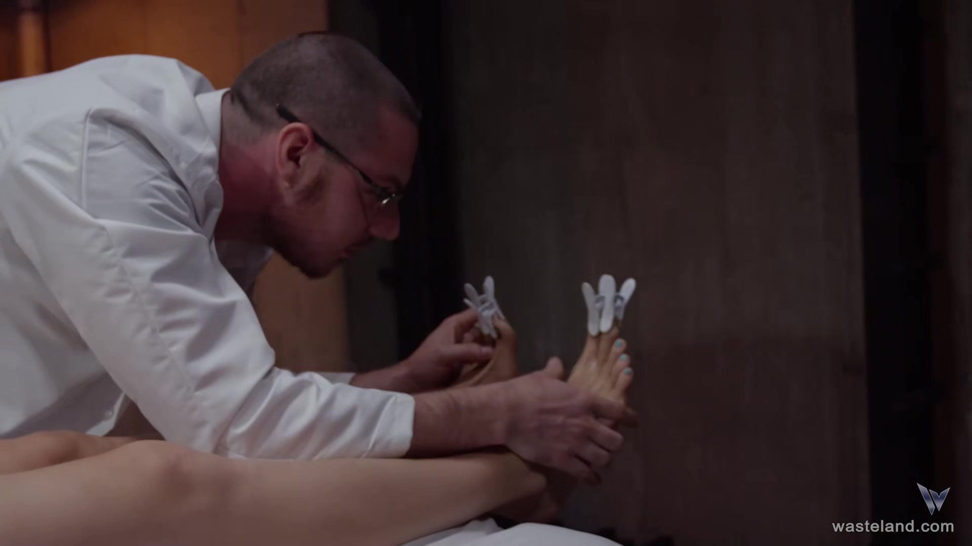 Sexy Blonde Submissive Is Dominated For An Experiment By Crazed Scientist