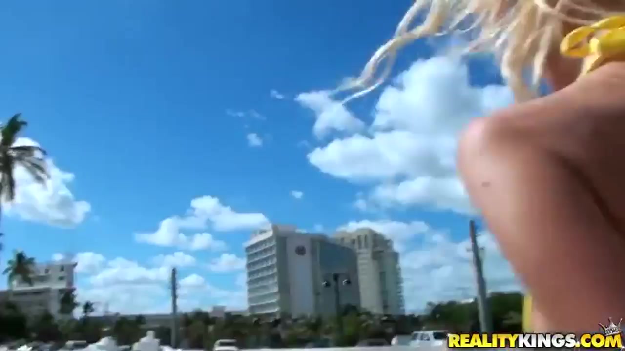 Tigth ass blonde gives head to tattooed stud