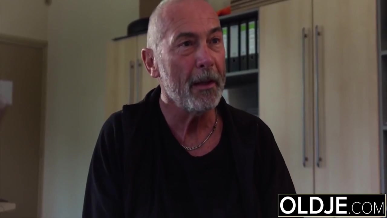 Perfect Body Blonde Gets Fucked Hard By Old Dude 10 Min