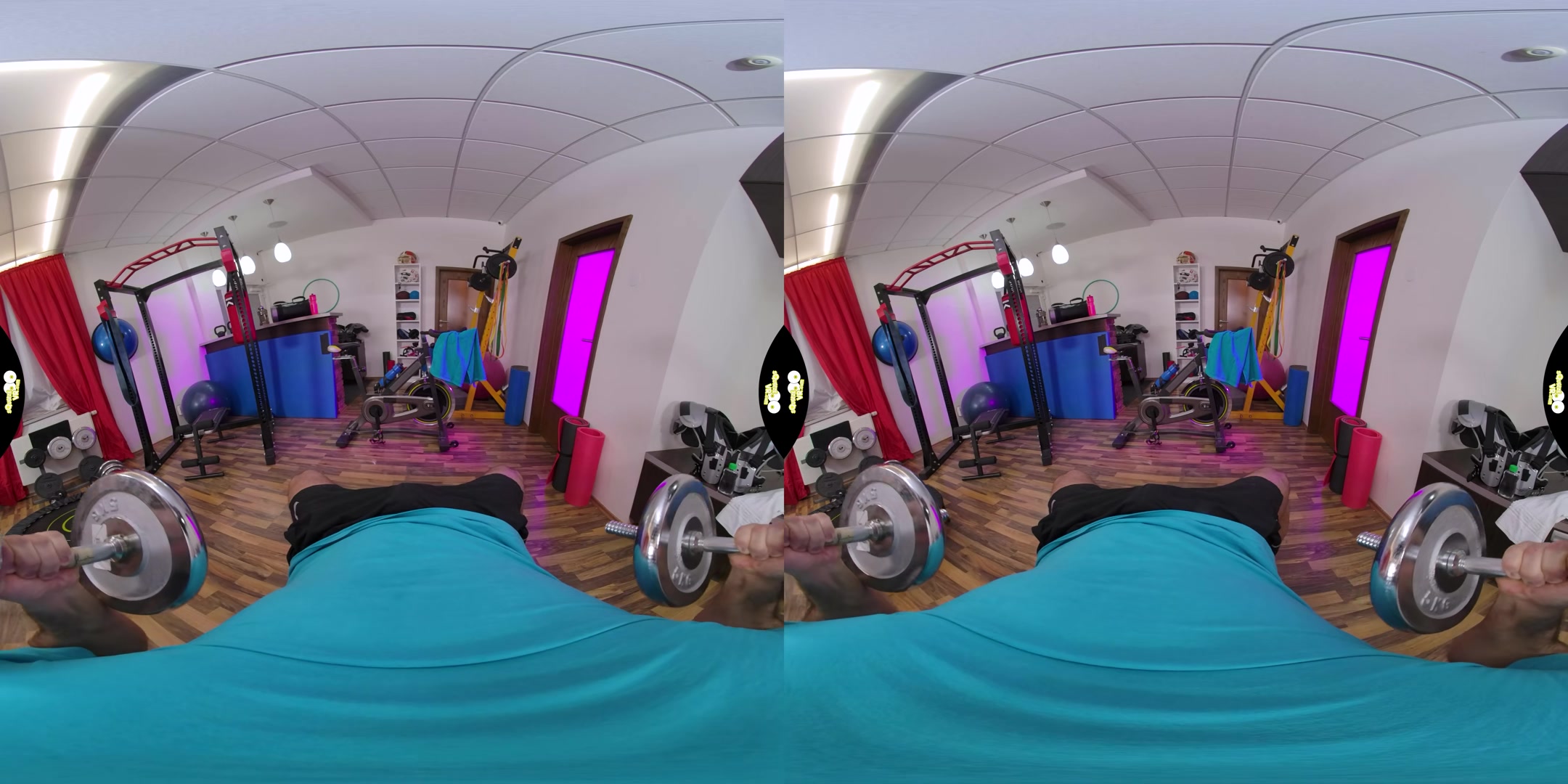 Intense Workout in Gym - SqueezeVR