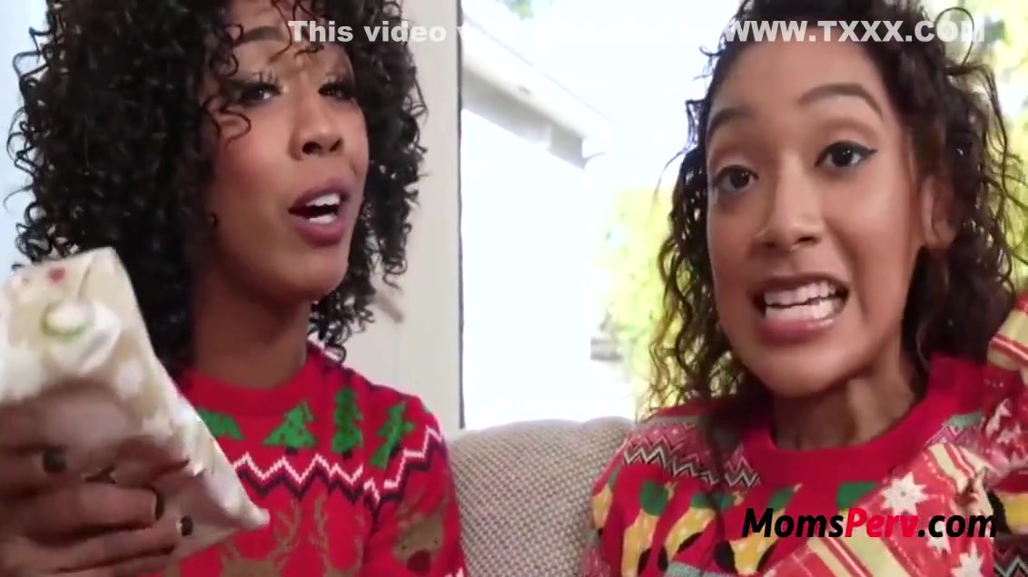 Stepmom And teen 18+ Whore Wish A Merry Christmas 8 Min With Sarah Lace And Misty Stone