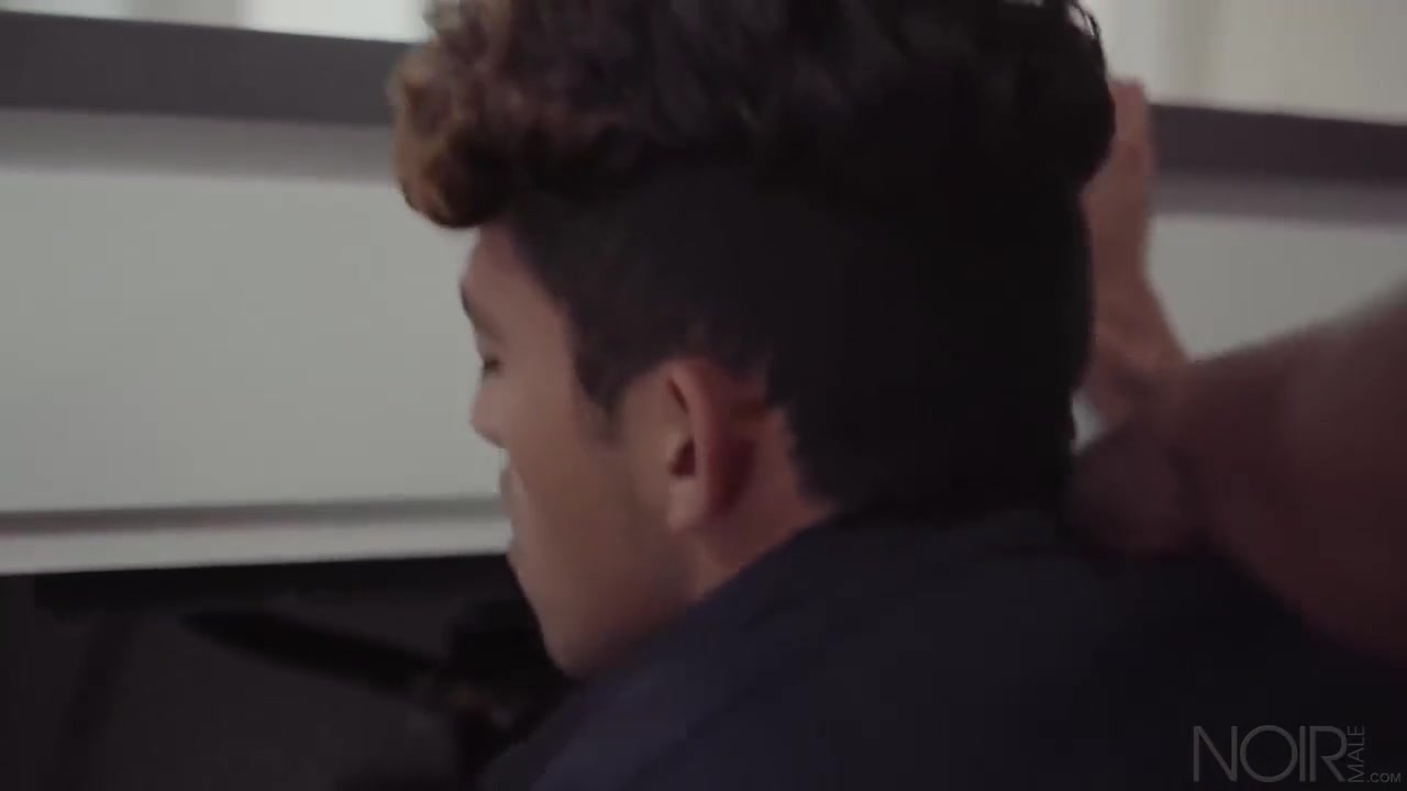 Zeno Rey And Deangelo Jackson - Blowjob Expert Takes Bbc