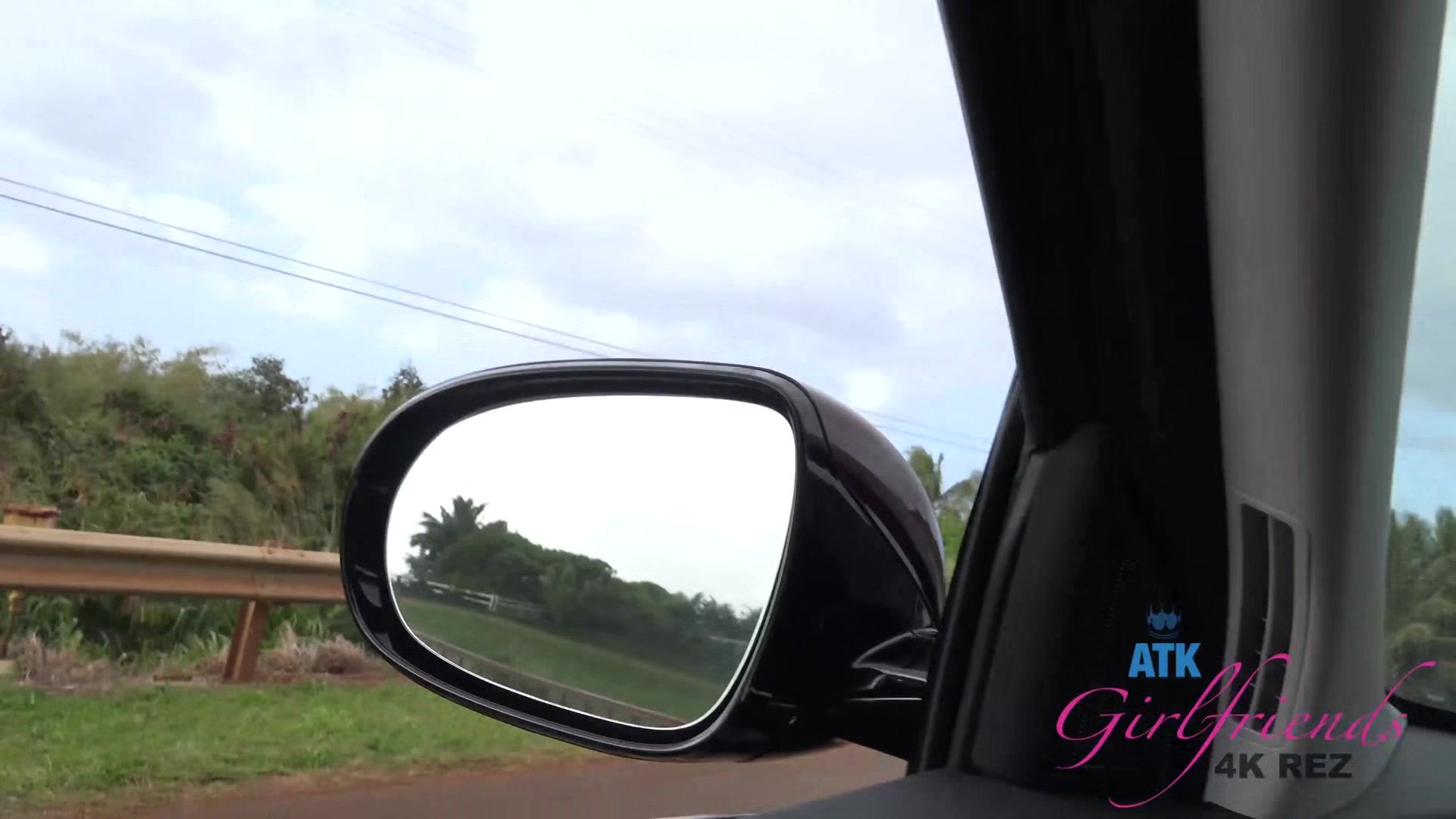 Virtual Vacation On Hawaii With Nasty Ariel Grace 8/12