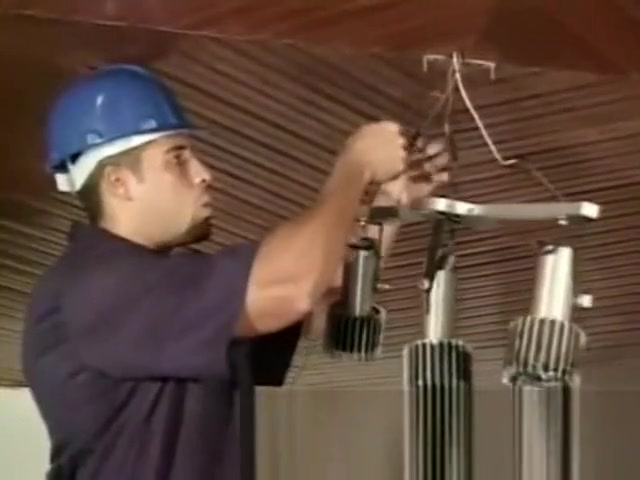 Repair Man Fucks A Shemale