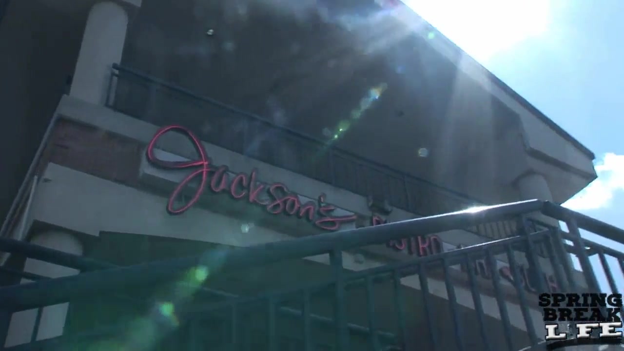 Cuties Flashing in Public Around Tampa Florida - SpringbreakLife