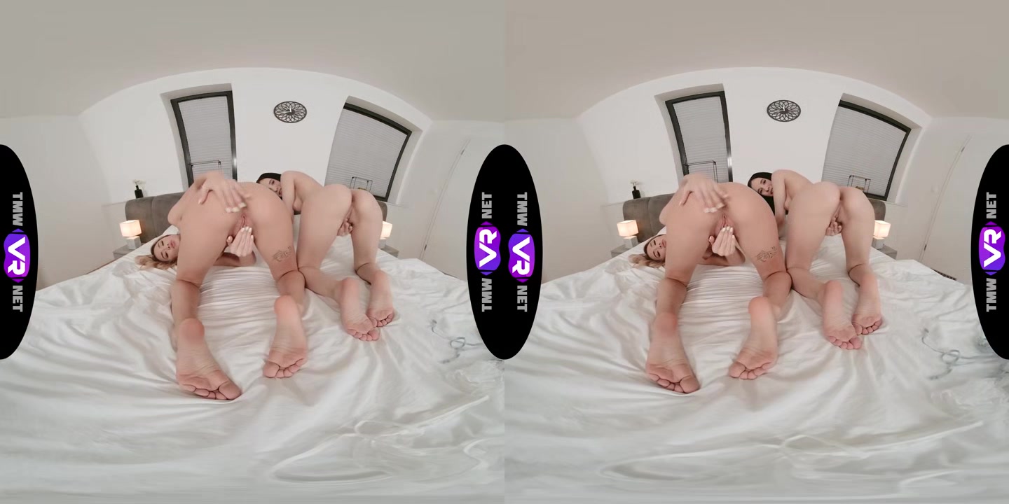Glam Hotties In One Bed - TmwVRNet