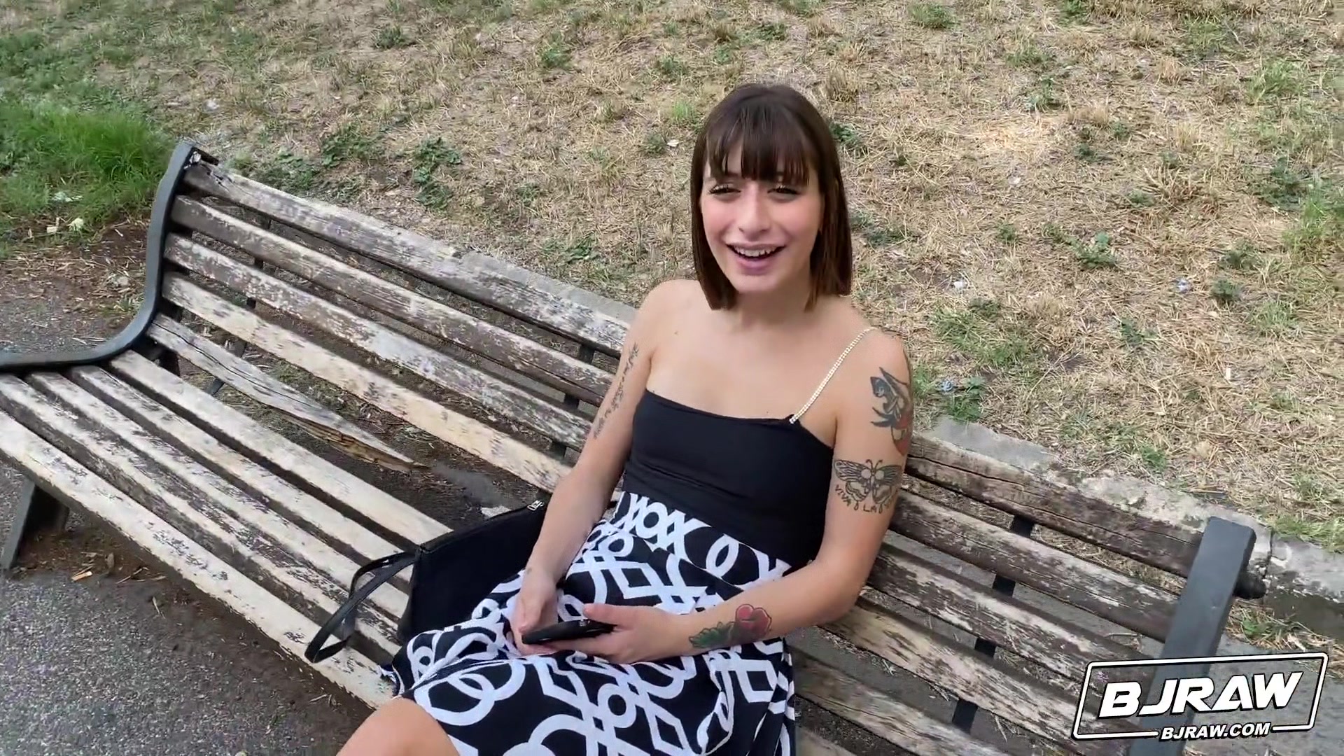 Silvia Has Roman Lips - BJRaw