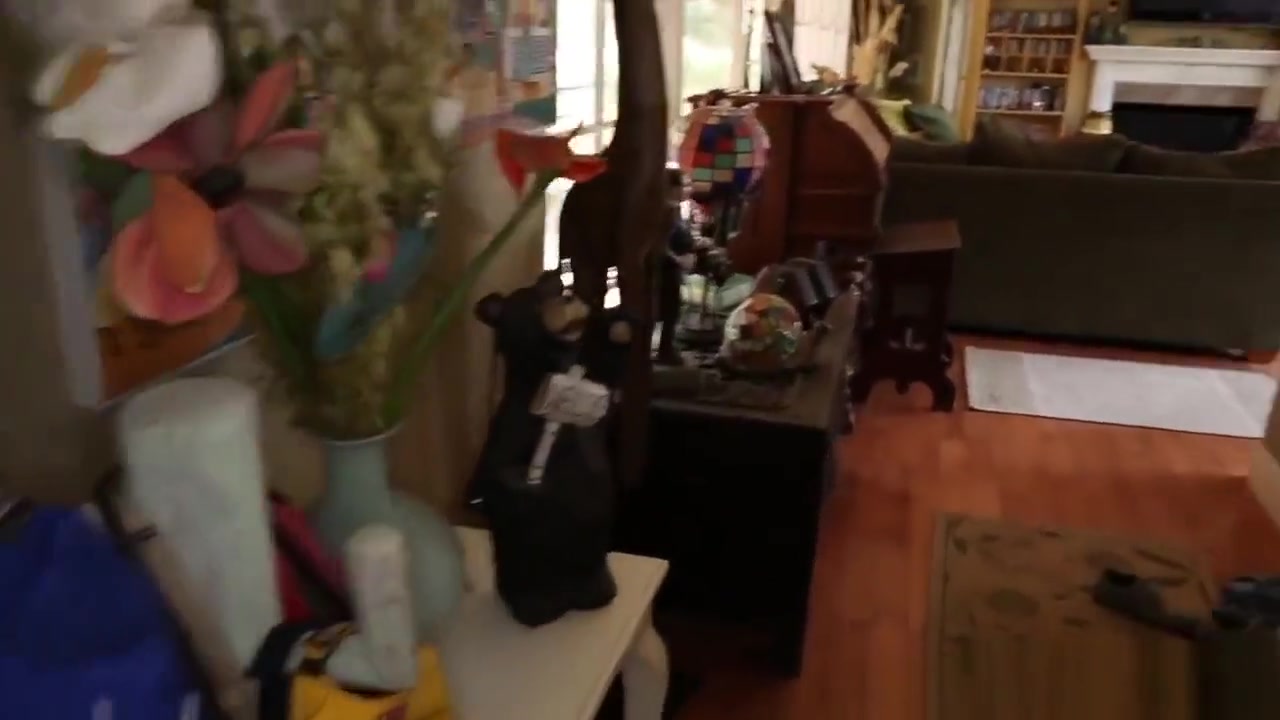 Babysitter Sucks And Tugs