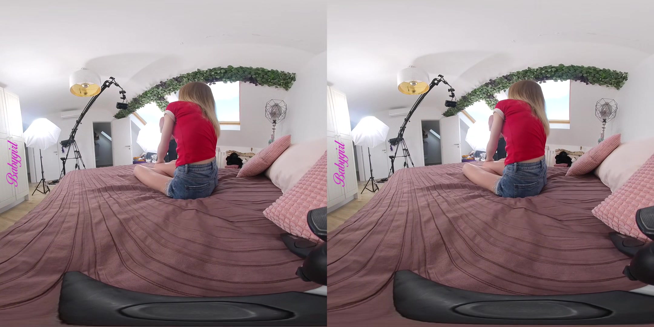 The Girl With The Magic Pussy - Voyeur