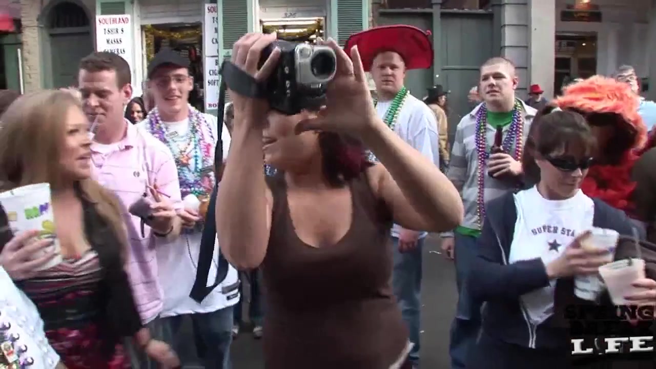 Mardi Gras Party Girls Flashing in Public - SpringbreakLife