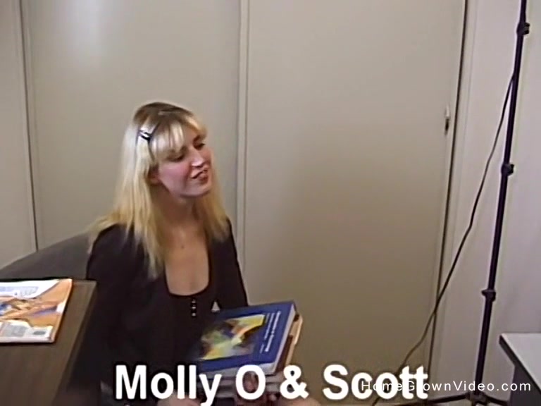 Molly Fucks The Professor In This Amateur Video