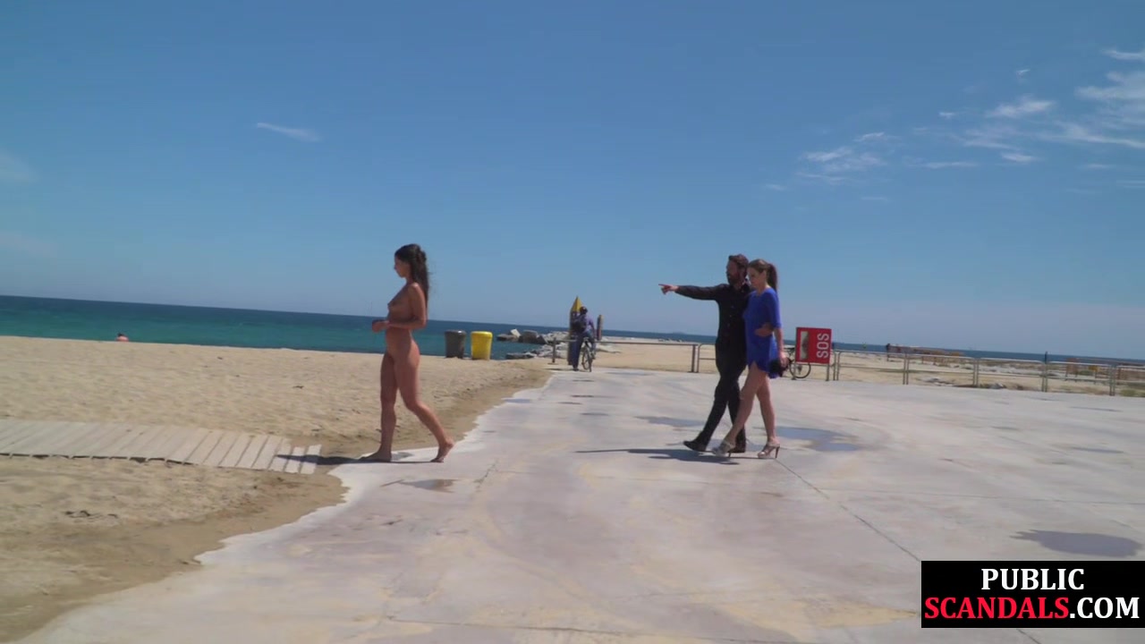 Scandalous slut walks naked outdoor in front of people