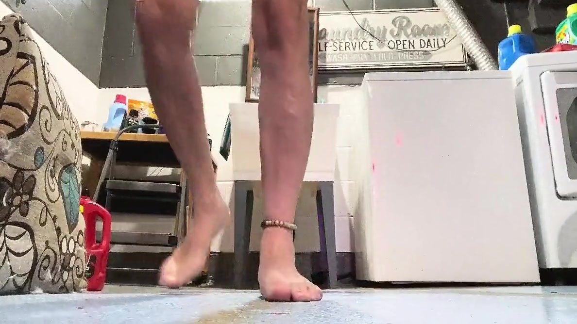Performing More Bizarre Naked Kinks