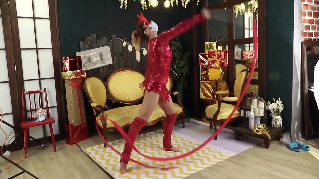 Russian Gymnast Myra Spreading Her Sexy Legs