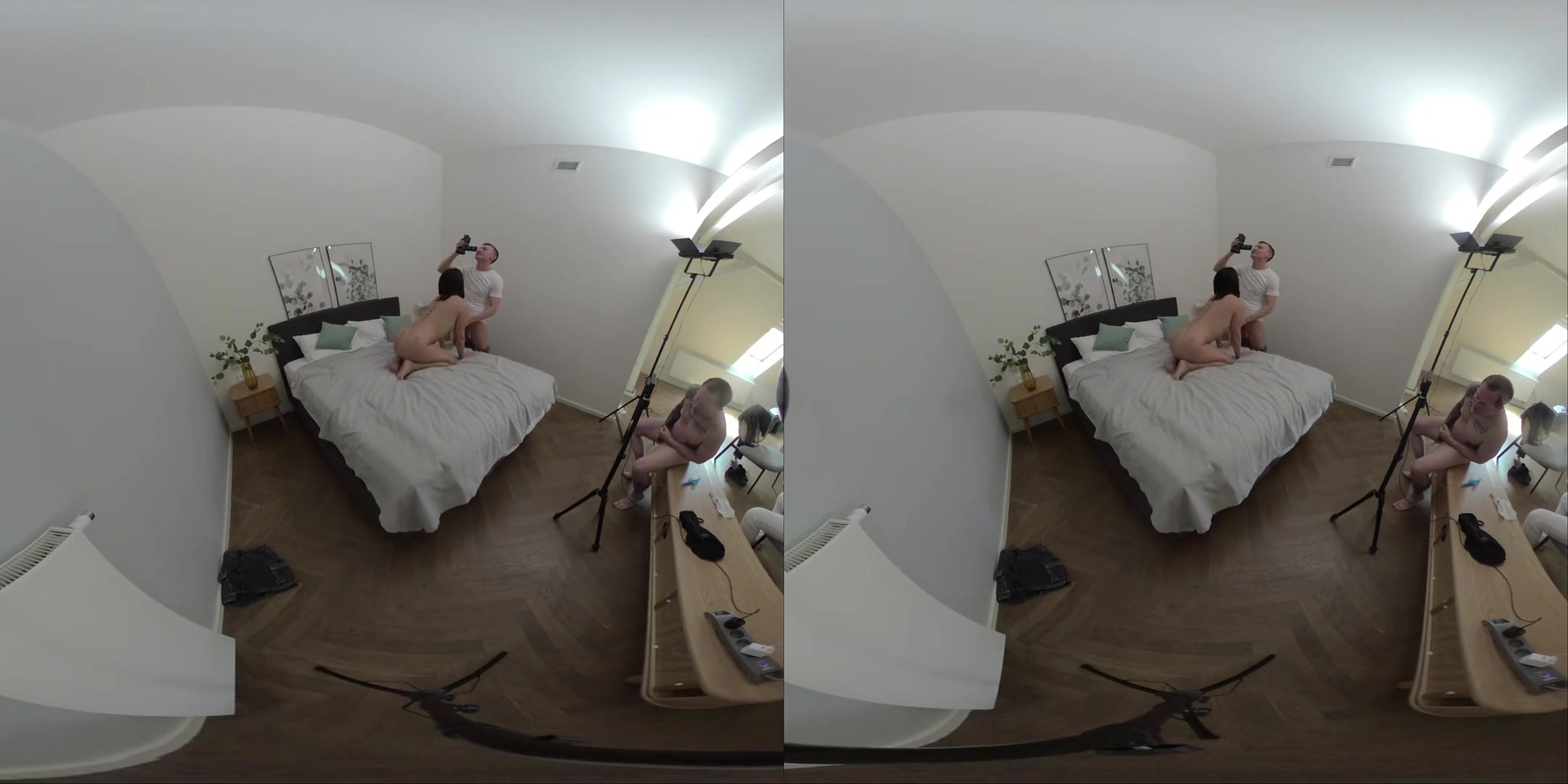 Lady Dee Behind The Scenes VR Part Two – Sexy Slut Screams