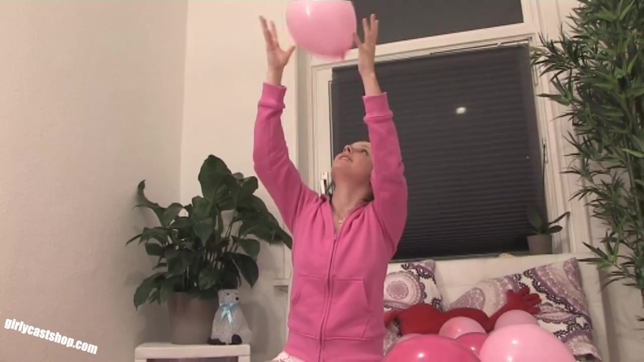 teen 18+ Jennin Plays With Balloons