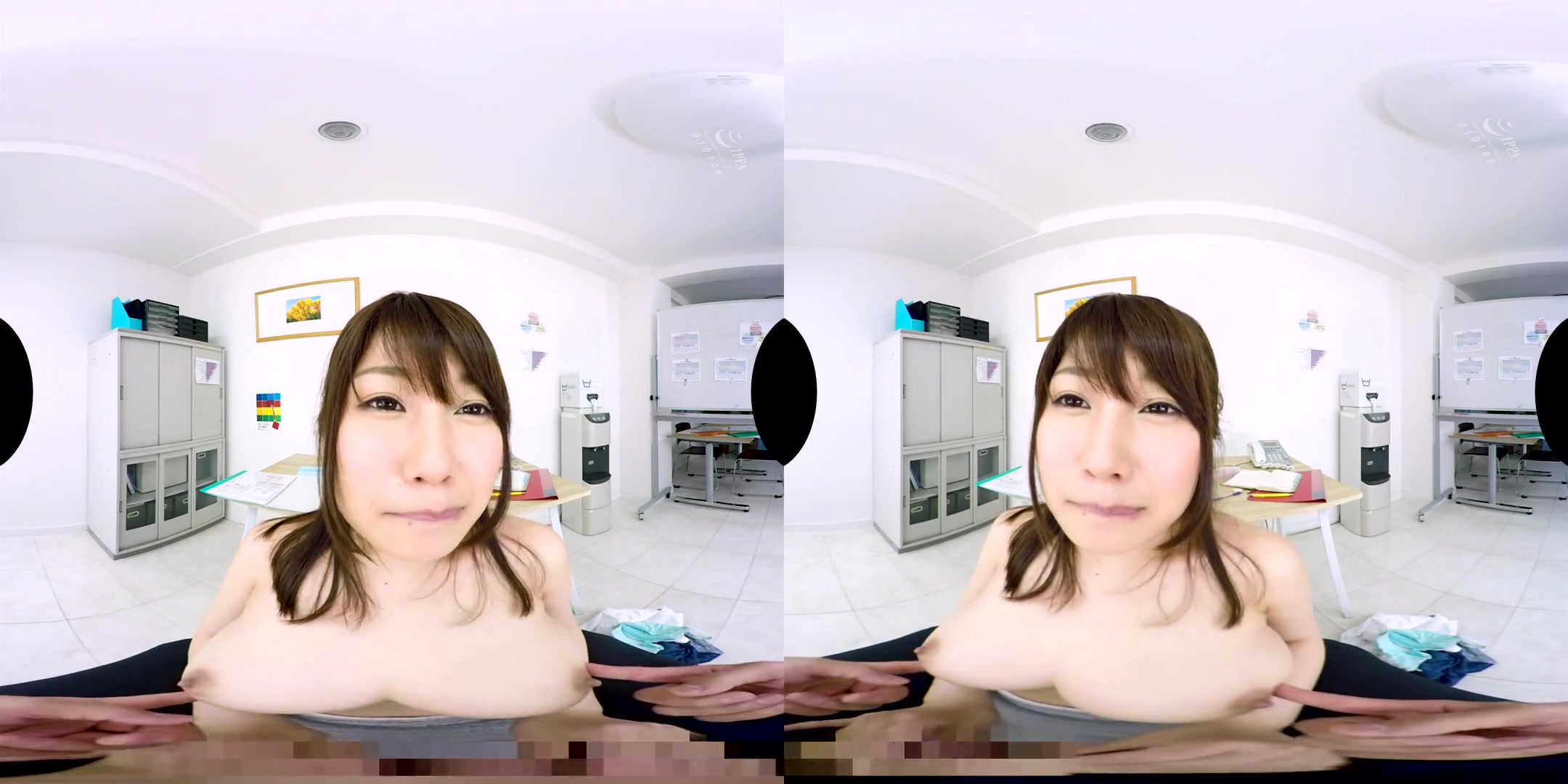 Sakura Kirishima Secretary Sakura Kirishima Comes out from Under the Desk 1 - SexLikeReal