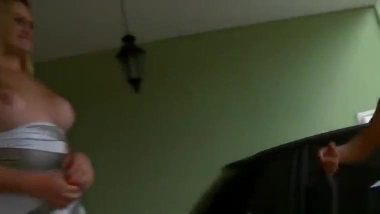 Busty tranny Bianca Ricman anal pounded