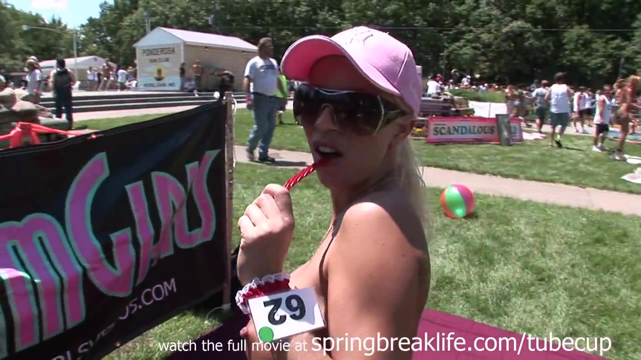SpringBreakLife Video: Hot Chicks Get Naked