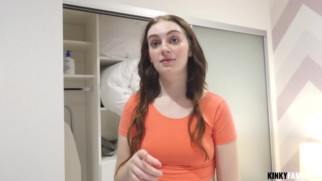 Kinky Family - Maya Kendrick - Steal the jewels and get fucked