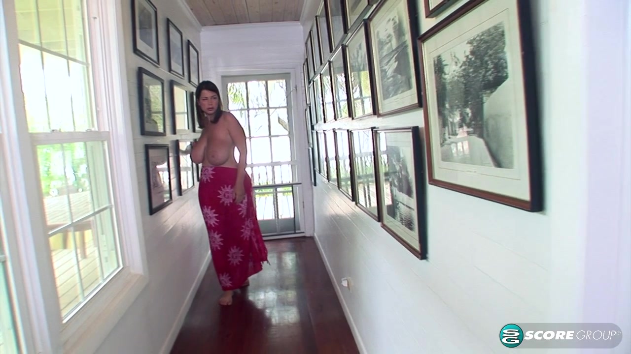 Peeping On Lorna - ScoreLand
