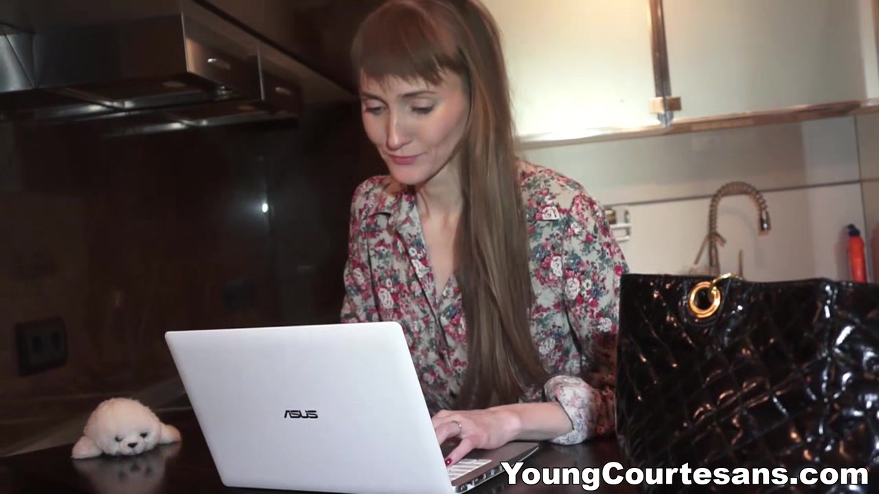 Young Courtesans - Elena - Money spent on great sex