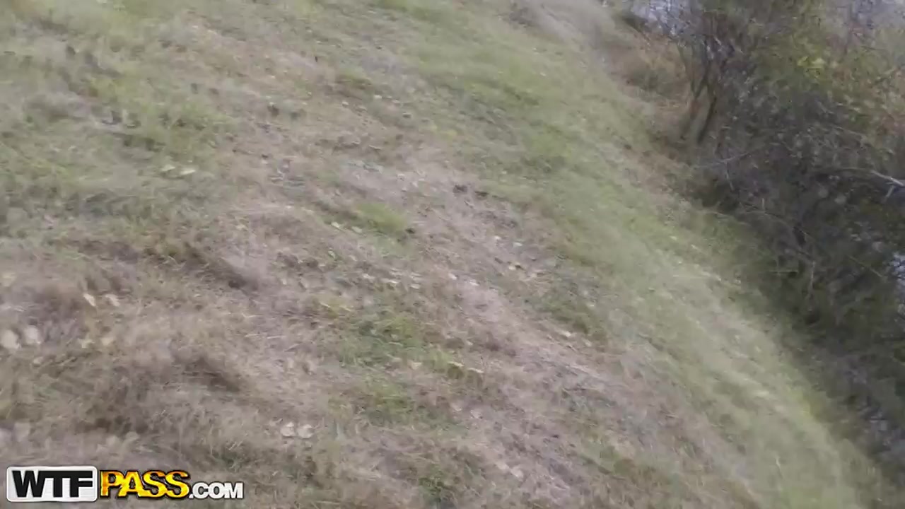 Sexual slut Melissa Ria bounds on cock outside