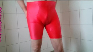 Pissen in Lycra Hose ** Sport FAN **