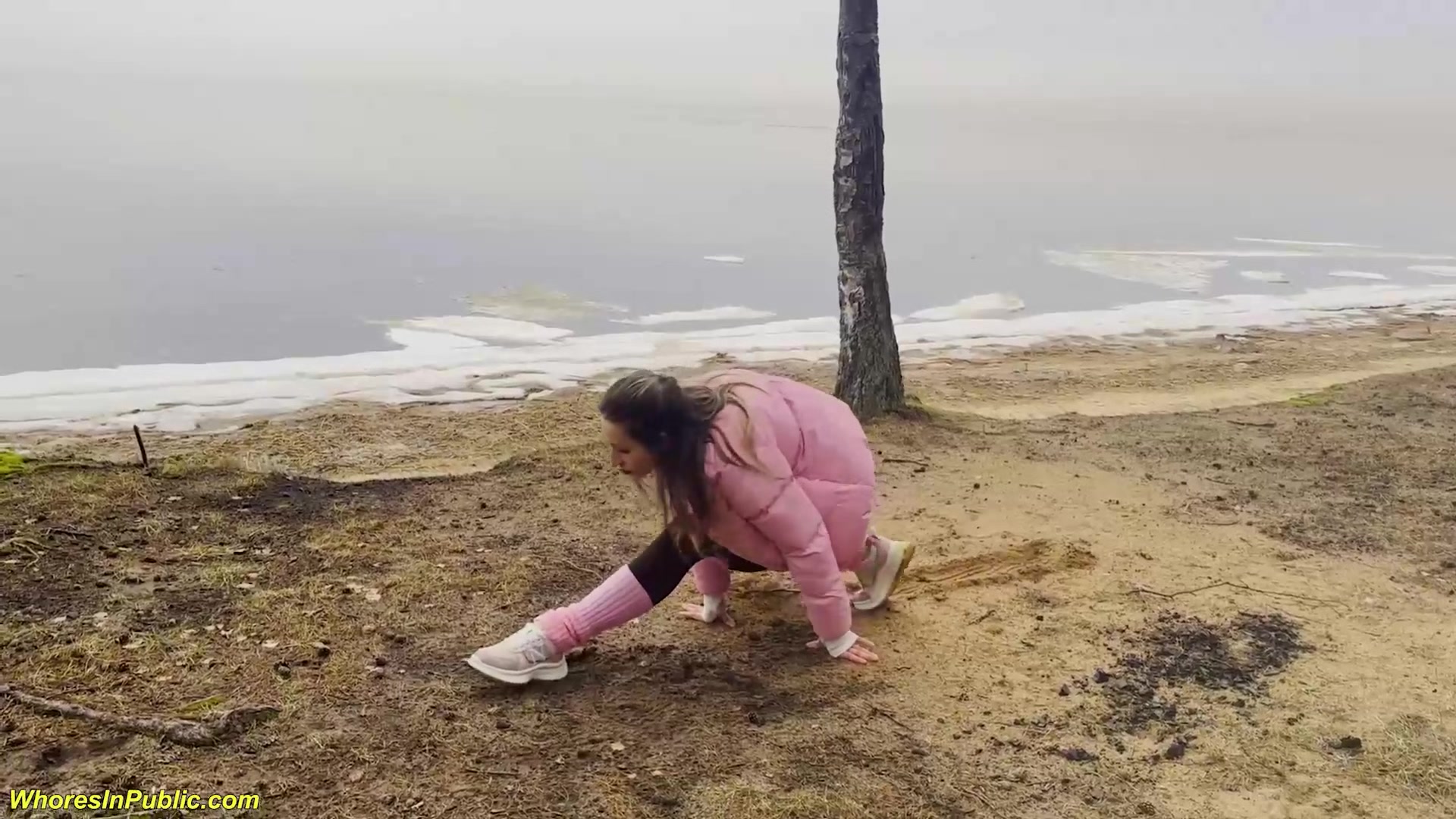 flexi girl gets banged in public