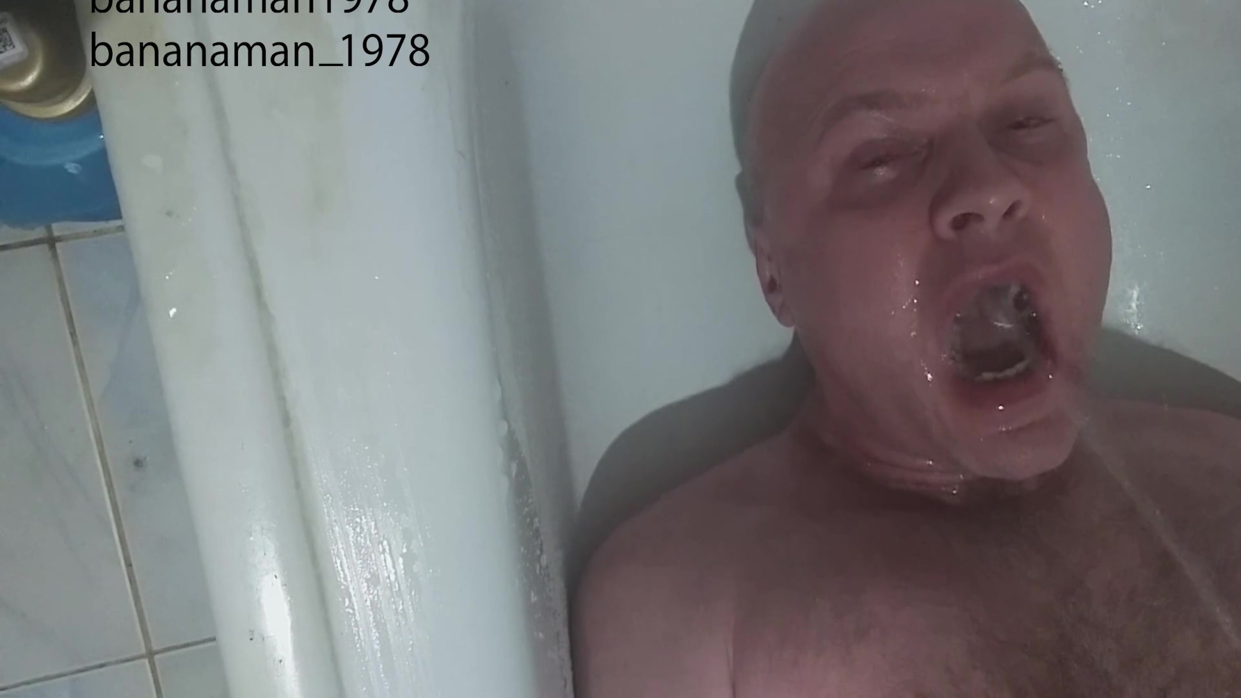 Bananaman1978 Pissed In His Own Mouth