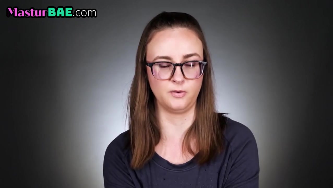 Real amateur masturbates with sextoys