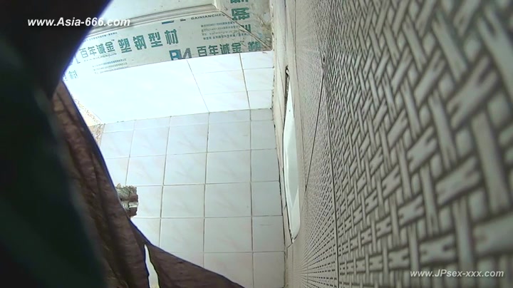 chinese girls go to toilet.48