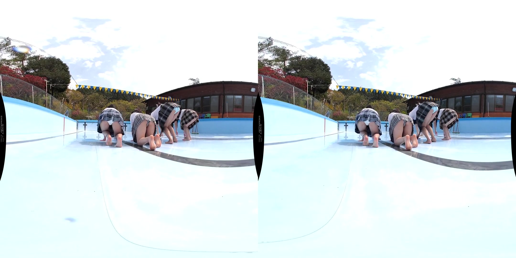 Panty-Shots While Scrubbing the Pool Deck; Japanese schoolgirls 18+ Upskirt Fetish VR Video