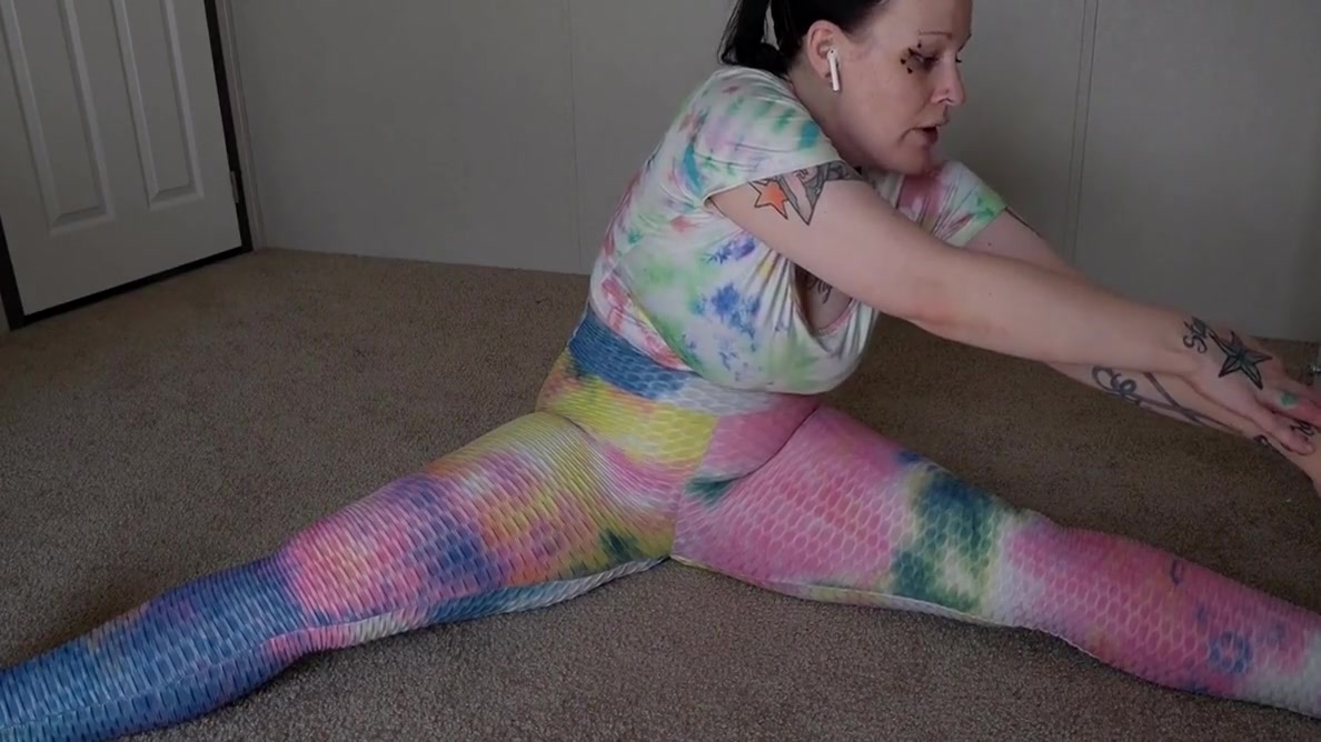 Workout With Gothbunny #2