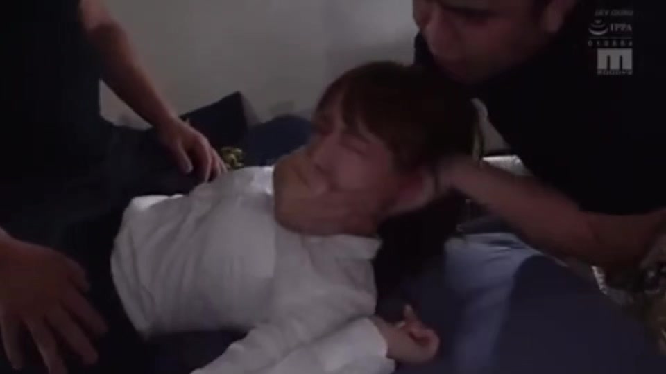 06557 Neighbor faints in agony! !