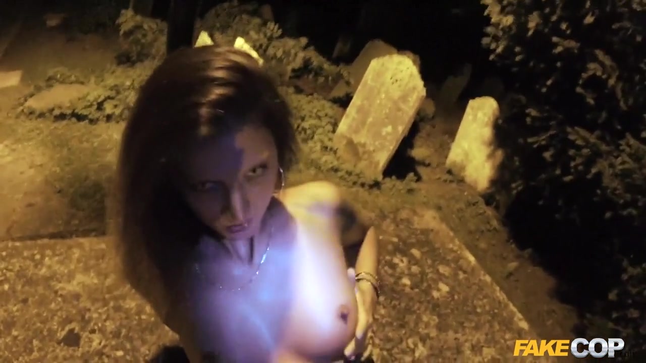 Eva in The Graveyard Shift : Halloween anal sex special - FakeCop