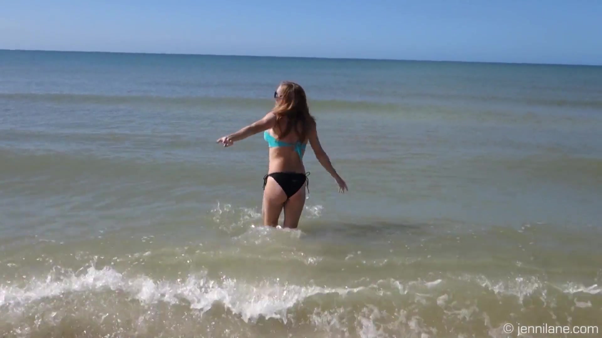 Jenni Lanes Beach Frolic - Sex Movies Featuring Jennilane