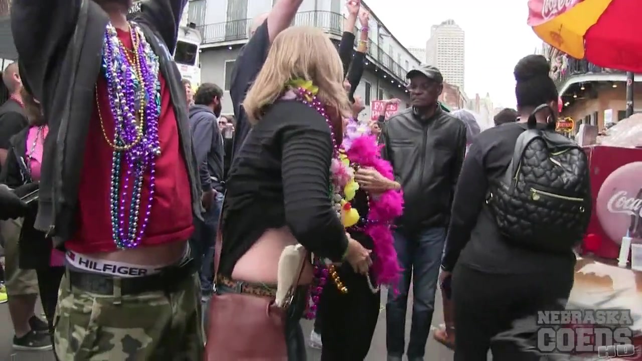 More Mardi Gras 2016 From New Orleans - NebraskaCoeds