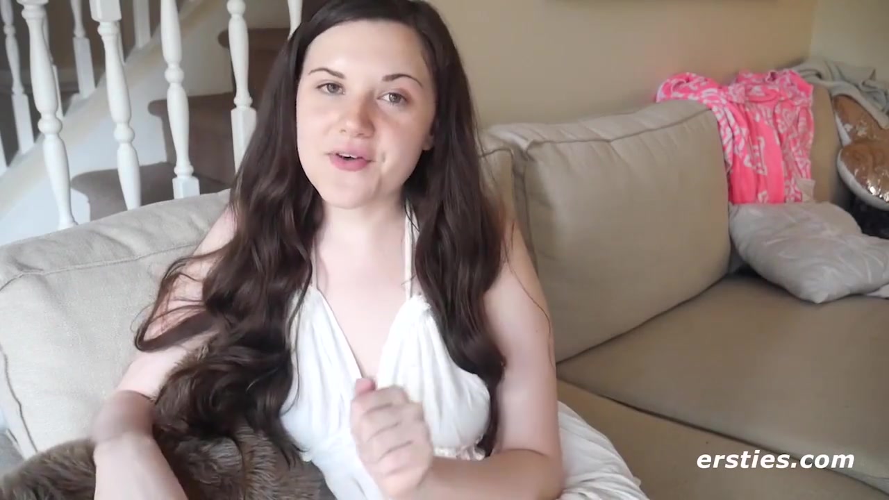 Dannis Hard Sex Toys Bring Her Extreme Pleasure