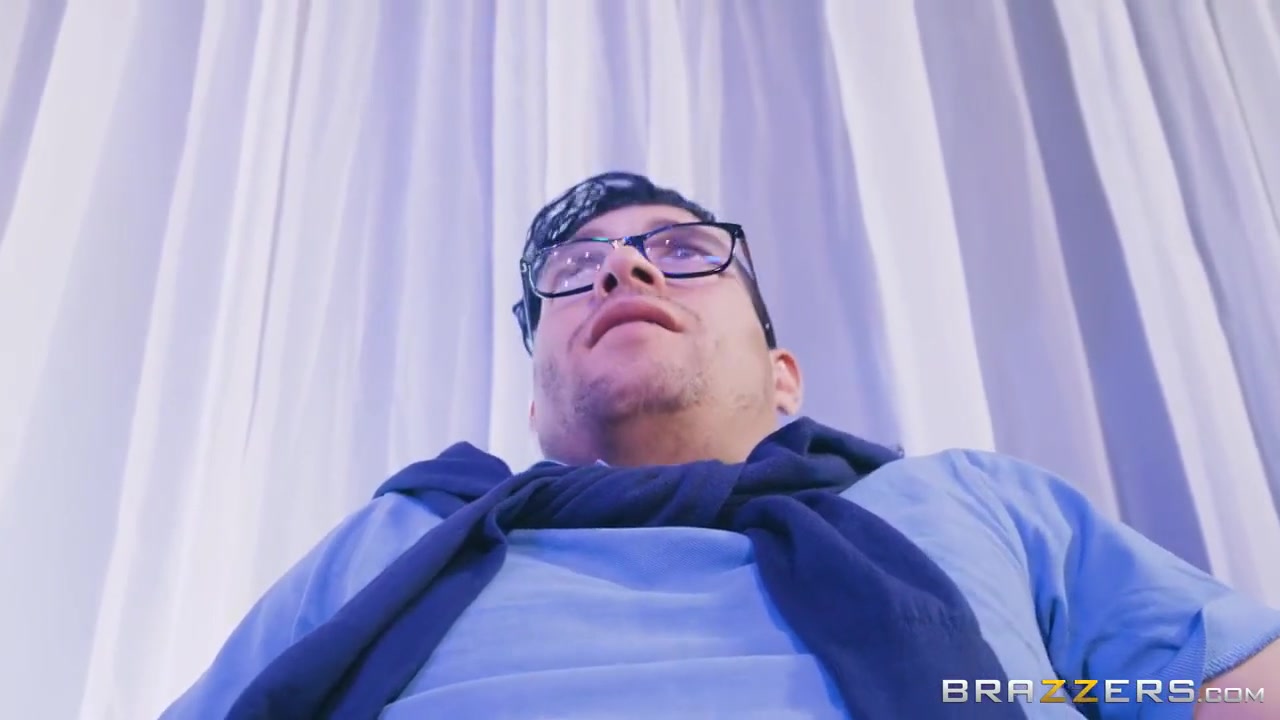 Xander Corvus And Bridgette B - Shy Nerd Started To Fuck Glamorous Milf Like A God Of Sex