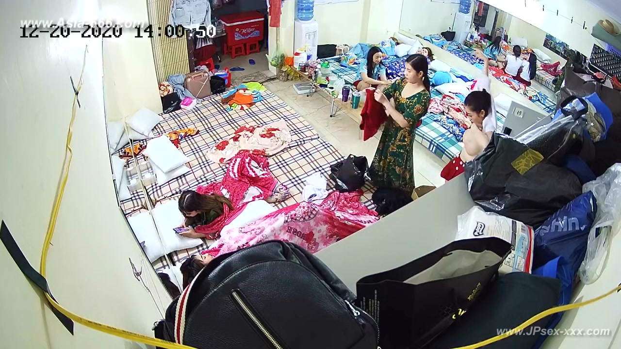 chinese girls dormitory.6