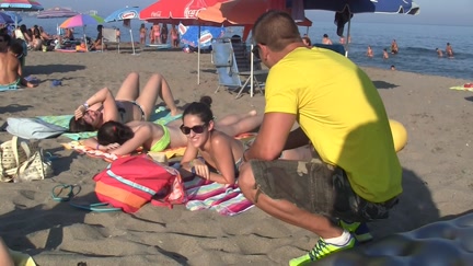 Pick-up gal on the beach and fuck her