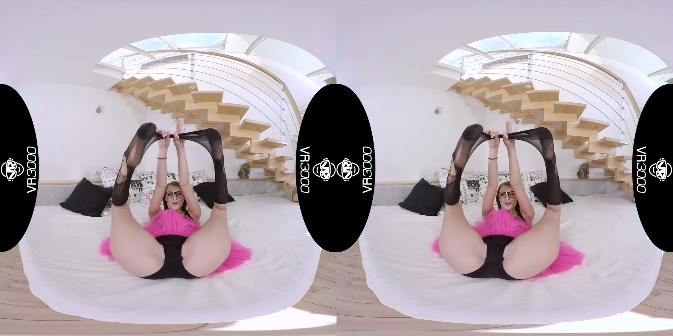 Katy Rose in Hello Kitty - VR3000