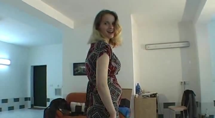 Amateur czech chick lapdances in black boots