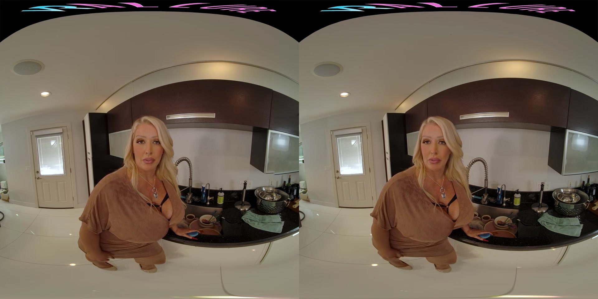 Alura Jenson - VRHush